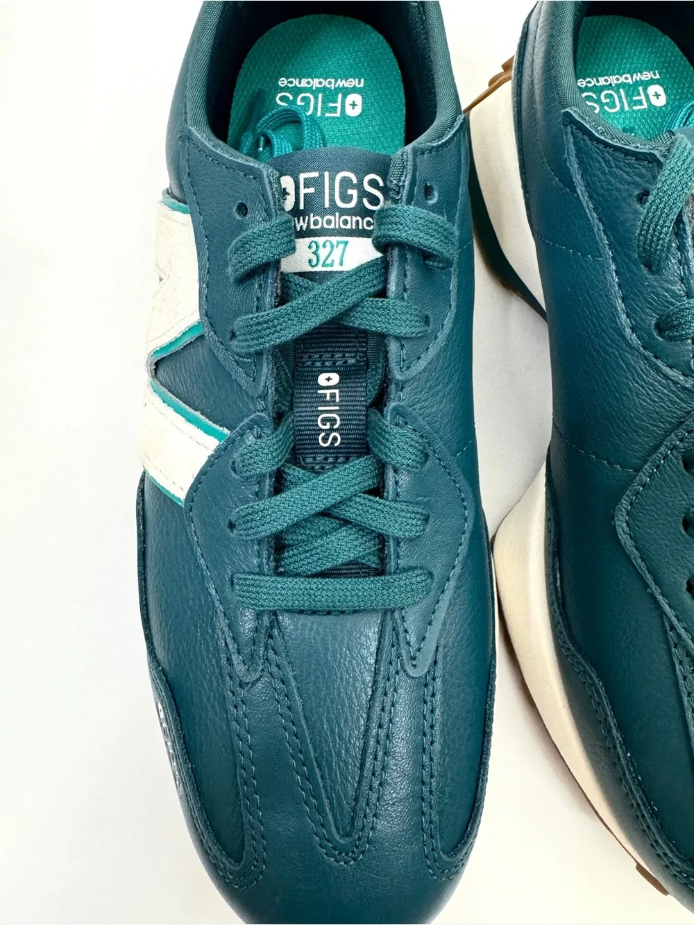 NEW BALANCE x FIGS 327 Sneakers NEW Size 11 Caribbean Blue